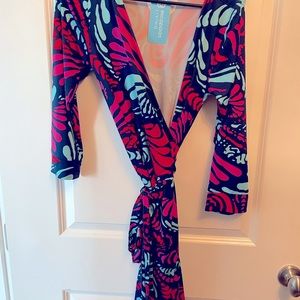 La Mer Luxe (Escapada) bright wrap dress